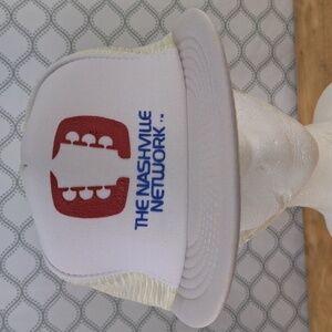 Vintage 80s Nashville Network mesh trucker snapback white & red spellout hat